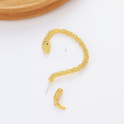 18K GOLD PLATED AESTHETIC SNAKE EAR CUFF - LE 1102