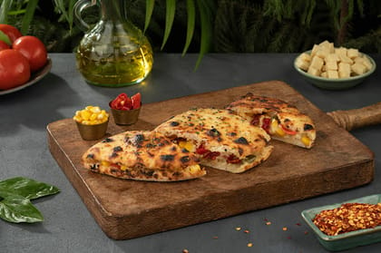 Vegetable Stuffed - Garlic Pizza Stick With Vegan Cheese