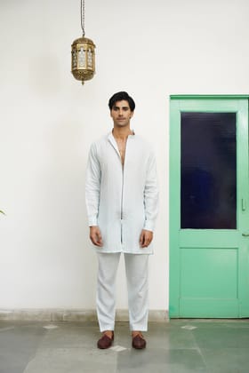 Pruthvi Powder Blue Zipper Short Kurta Set-XS/34