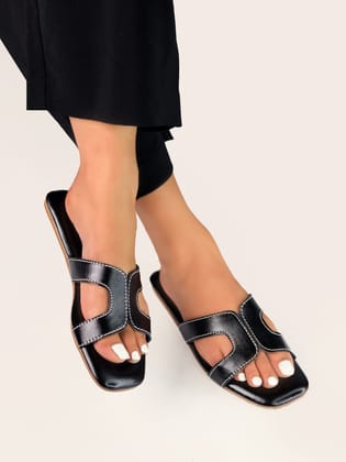 Irma Black Flats-35 / Black