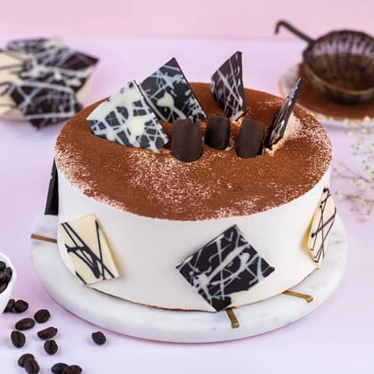 Tiramisu Cake Half Kg Eggless