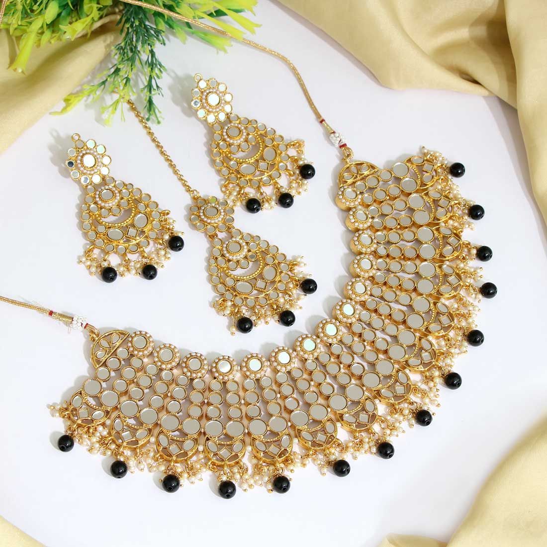 Black Color Kundan Mirror Necklaces Set (MRN118BLK)-Adjustable Rope / Black / Alloy With Good Quality Gold Plated