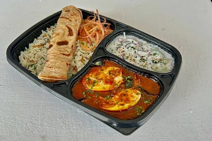 Egg Pepper Roast Thali