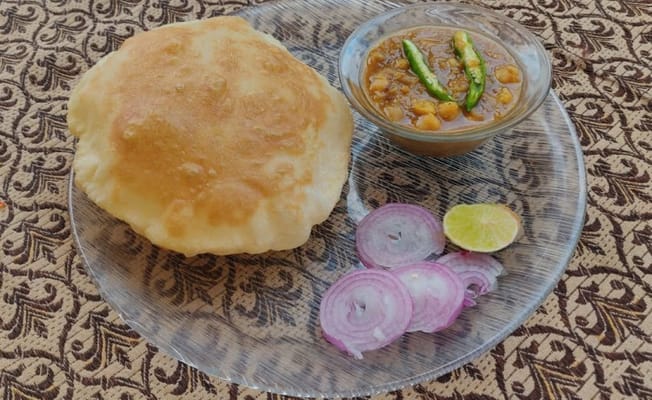 Anand Chole Bhature