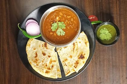 Delhi 6 Rajma Combo [Serves 1]