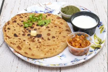 Cheese Corn Spinach Paratha