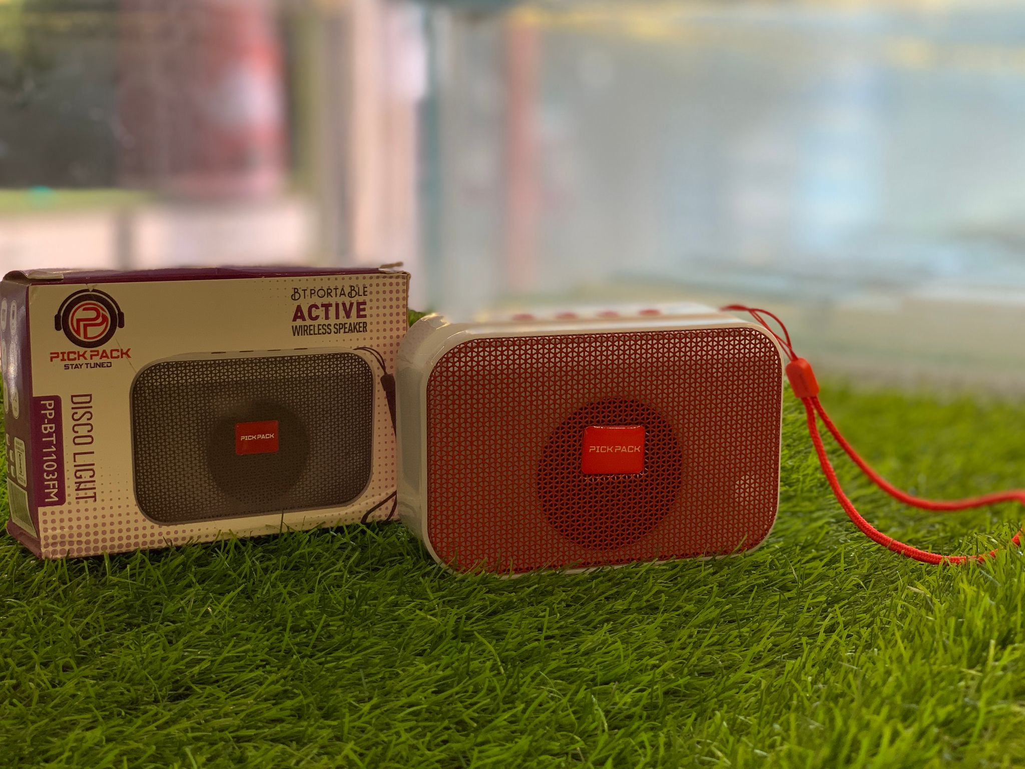 Pick-Pack Speaker Portable, Disco RGB Light, Wireless Bluetooth SpeakerPick-Pack Speaker Portable, Disco RGB Light, Wireless Bluetooth Speaker