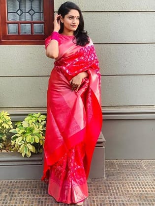 Floral Woven Design Zari Banarasi Saree