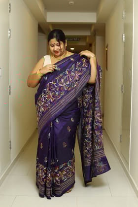Aabha-Purple / Art Silk / Hand Embroidery Kantha Silk