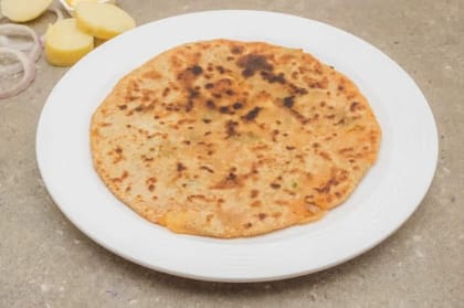 1 Aloo Ajwain Tawa Paratha