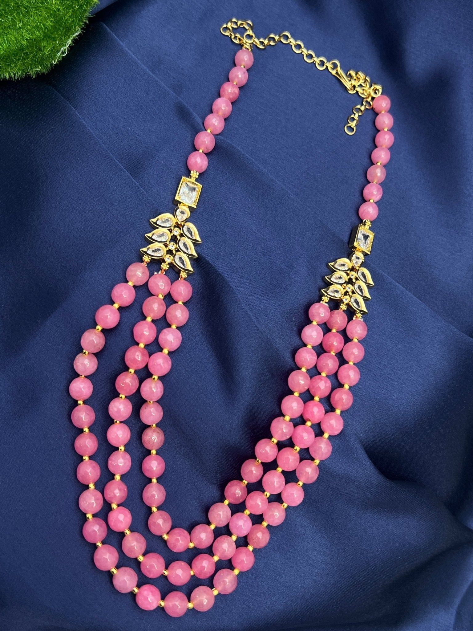 Layered beads Necklace 4076