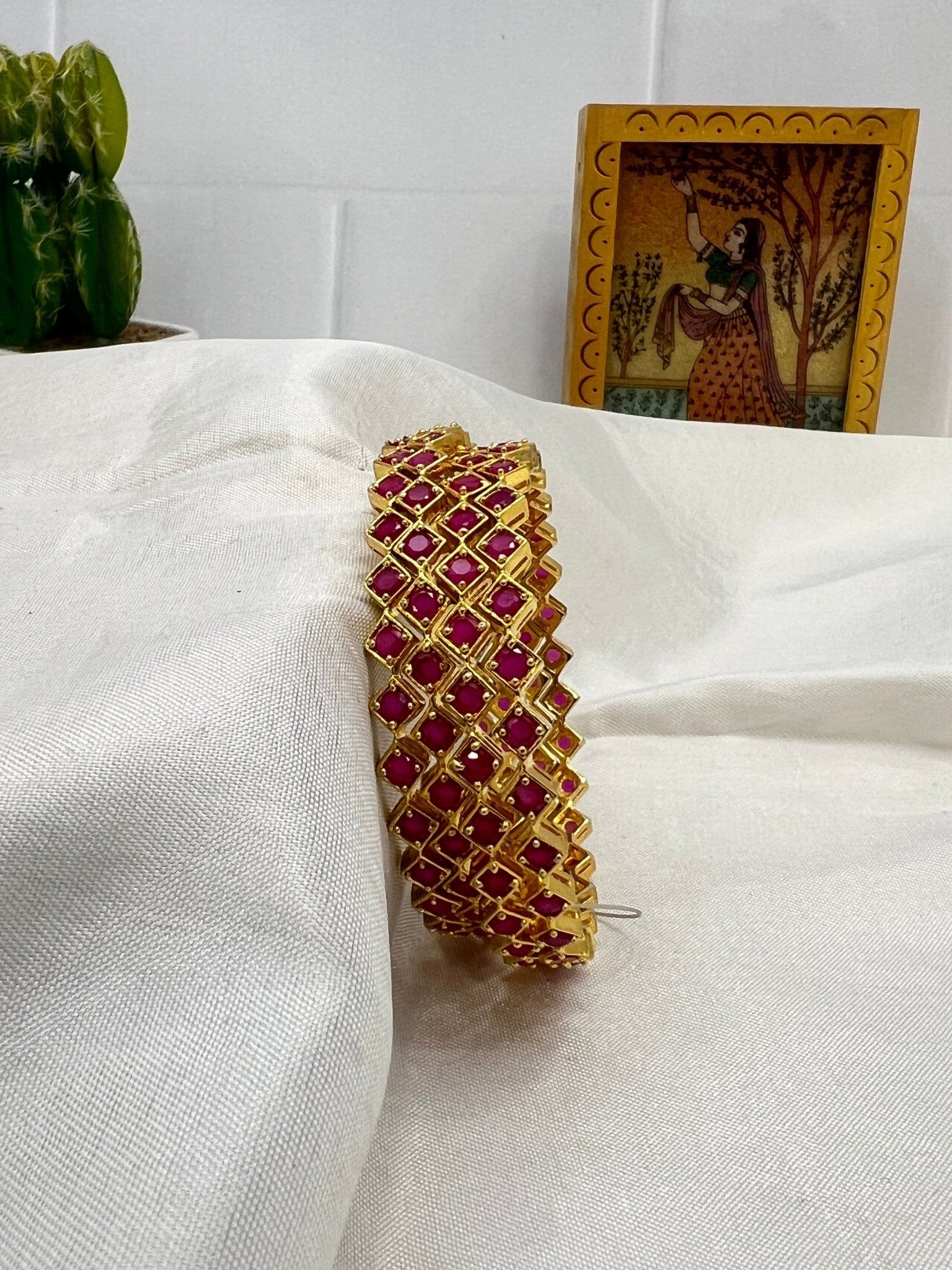 Stone Bangles 0250-2.4