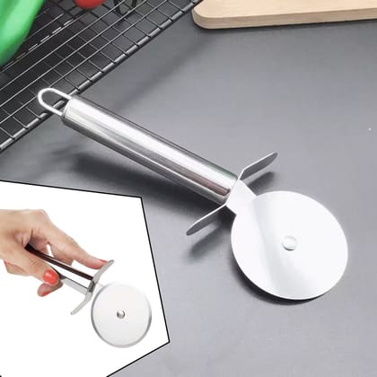 0831 Stainless Steal Pizza Cutter Pastry Cutter Sandwiches Cutter