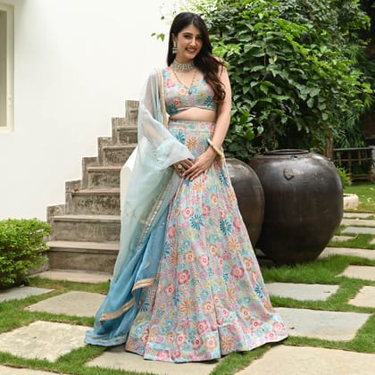 WEDDING SPECIAL RIDDHI LEHENGA-S