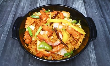 Non Veg Hakka Noodles