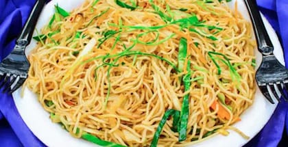 2 x Veg Chowmein