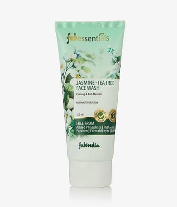 fabessentials - Refreshing Face Wash For All Skin Type ( Pack of 1 )
