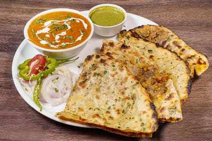 Keema Naan With Gravy