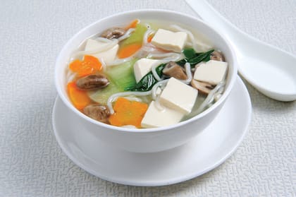 Vegetable Noodle Clear Soup