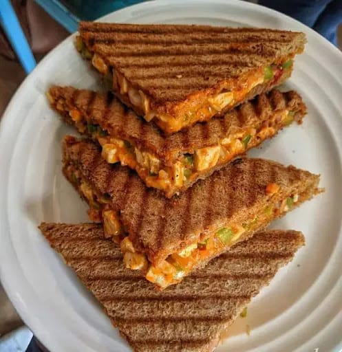 Chilly Chicken Sandwich [Grilled] With Fries
