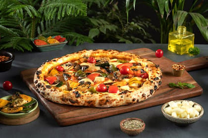 Sourdough Mix Vegetable With Vegan Cheese Pizza __ 4 Slice