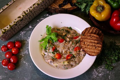 Chicken Penne Al Funghi Pasta [Mushroom Sauce]