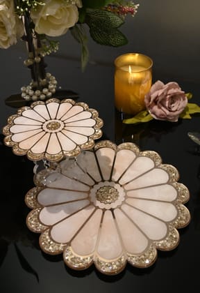 Daisy Rose Gold: 2-Layer Serving Platter