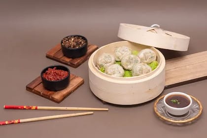 Veg Oriental Dimsums [6 Pieces]