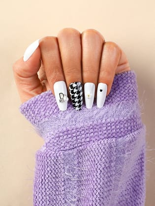The Houndstooth Cuore Press-On Nails - Chalk White:Onyx Black-Nails