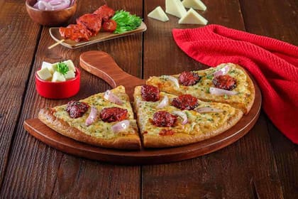 Chicken Tikka Semizza (Half Pizza)(Serves 1) __ Semizza (Half Pizza)