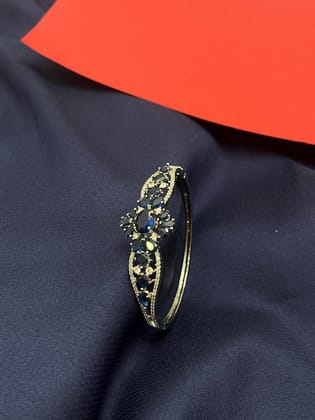 Elegant Bracelet 6774