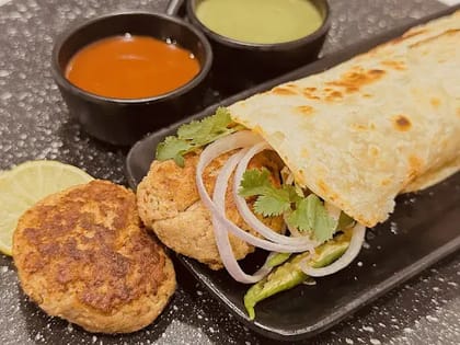 Chicken Galouti Roll