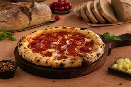 Sourdough Pepperoni(Pork) Pizza With Jalapeno __ 4 Slice