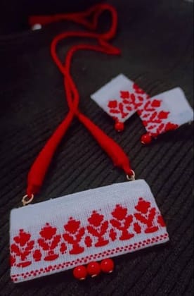 HANDMADE EARINGS
