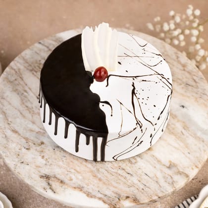 Creamy Drip Black Forest Cake Eggless Half Kg
