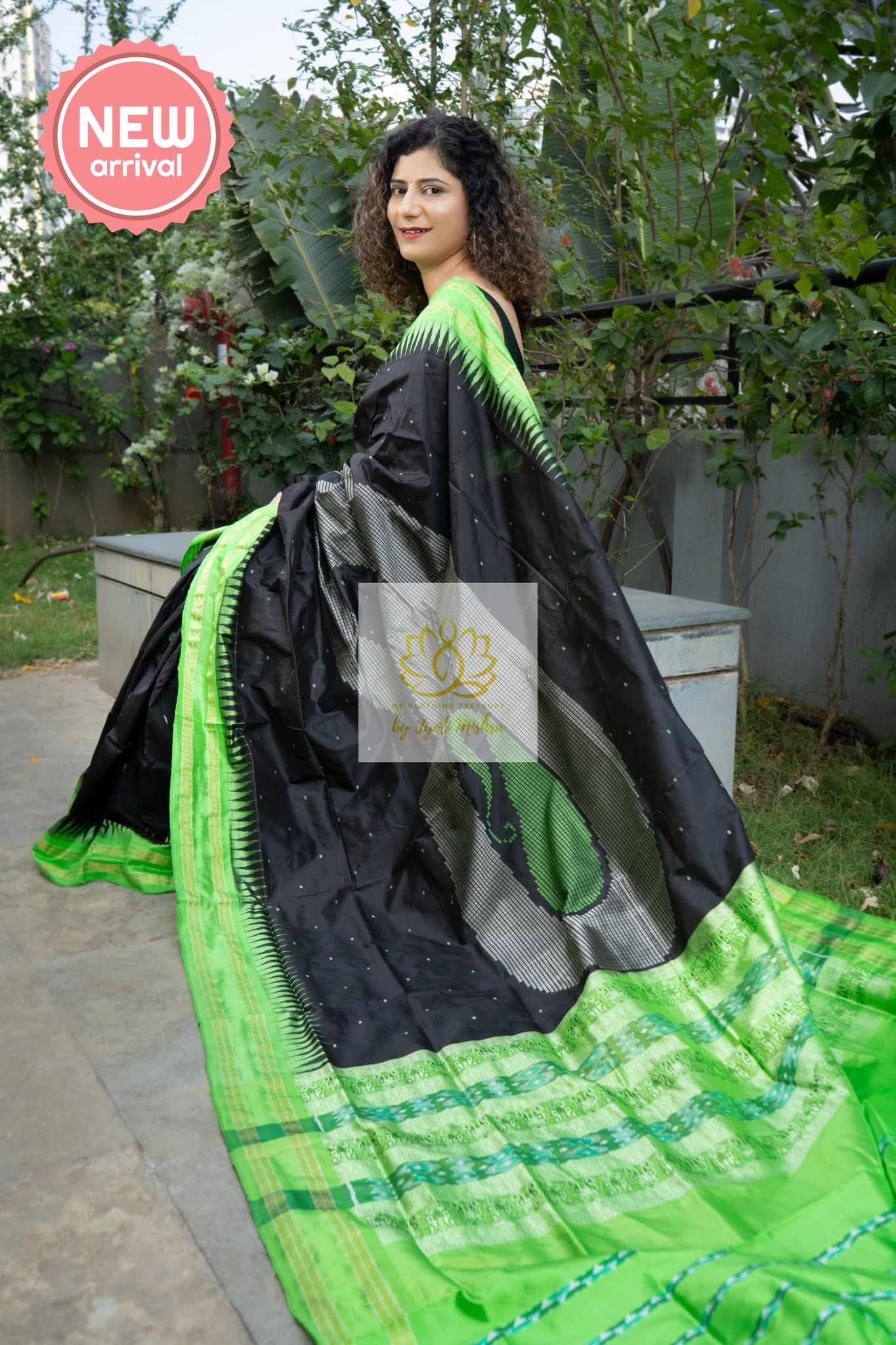 Exclusive Sambalpuri Bomkei Pure Silk Tissue Palla Saree- Black-Green