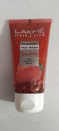 Lakme Blush & glow Hydrating Face wash With Strawberry 