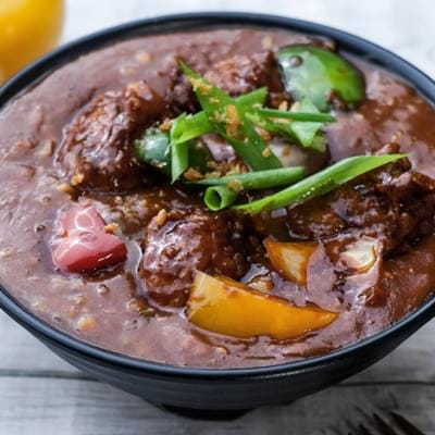 Chicken In Schezwan Sauce - Half