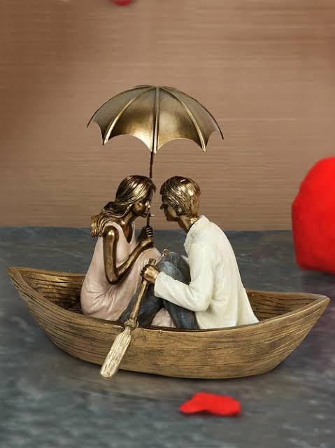Tied Ribbons Valentines Day Gift (Showpiece)