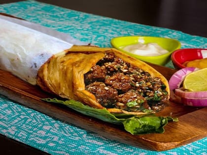 Lemon Paneer Roll
