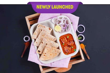 Chicken Tikka Masala Lunchbox __ With Chapati (4 Pcs)