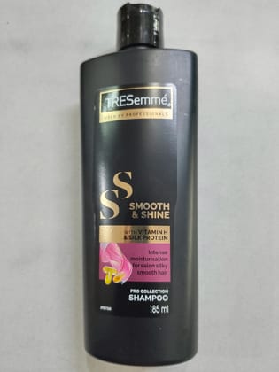 Tresemme smooth and shine shampoo 