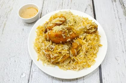 Delhi Ki Laziz Chicken Biryani __ Half