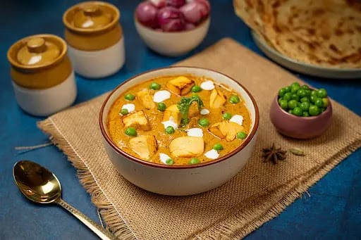 Matar Paneer