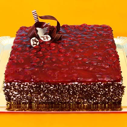 Exquisite Square Blueberry Cake 1 Kg Eggless
