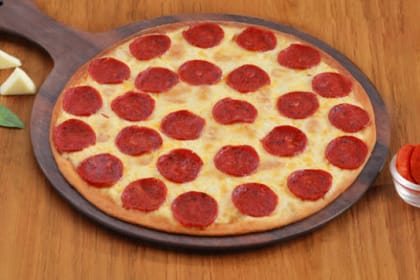 Real Pepperoni Pizza [10" Large] __ Thin Crust