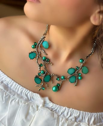 Emerald Grove Necklace