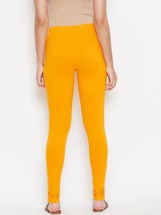 Women Pack Of 2 White & Magenta Solid Churidar-Length Leggings