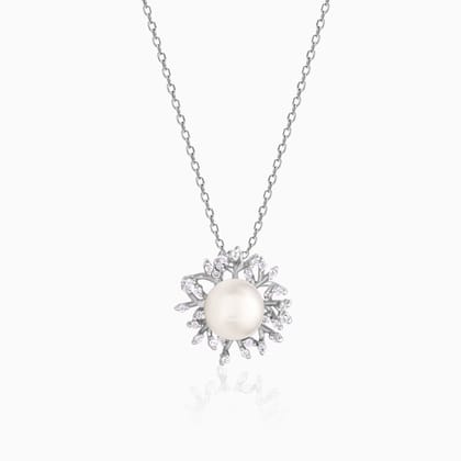 Silver Dahlia Pearl Pendant With Link Chain