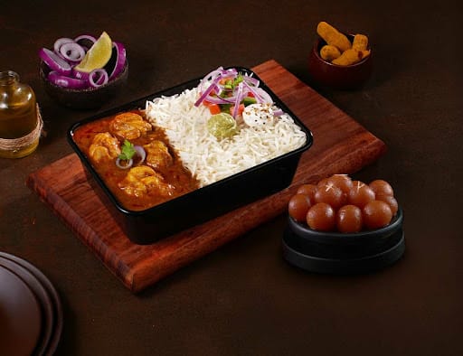 Chicken Masala Curry Rice Bowl + Gulab Jamun